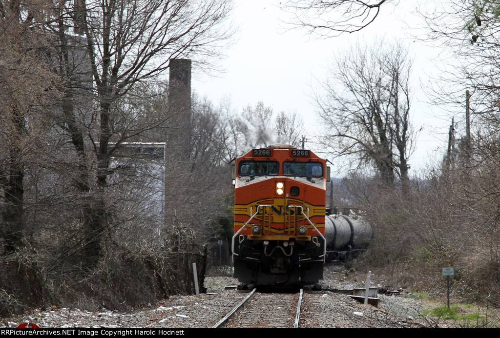 BNSF 5266 leads an ethanol train off the CF line
